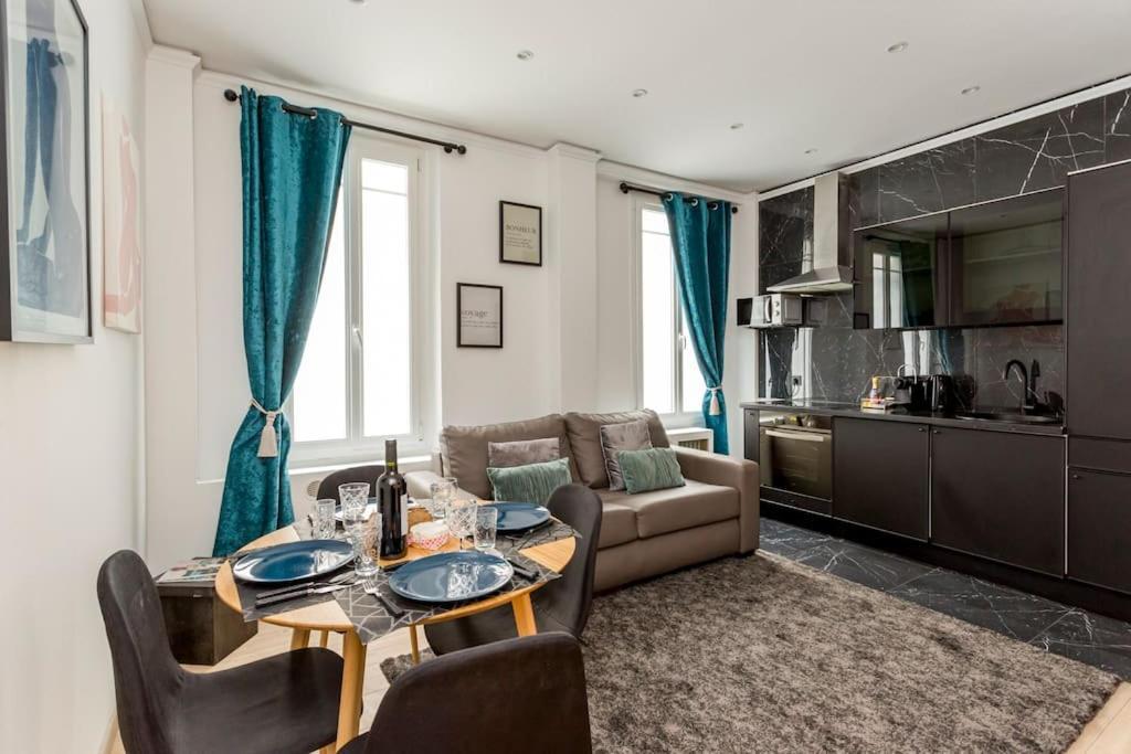 Suite Paris, Tour Eiffel, Champs Elysees Exterior photo