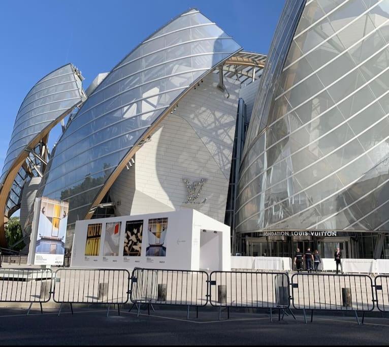 Suite Paris, Tour Eiffel, Champs Elysees Exterior photo